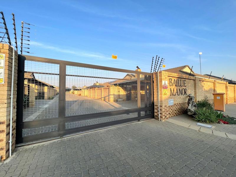 To Let 3 Bedroom Property for Rent in Baillie Park North West